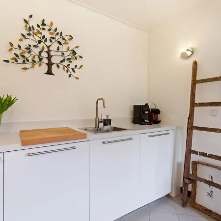 Enticing Holiday In With Garden בית נופש רורלו
